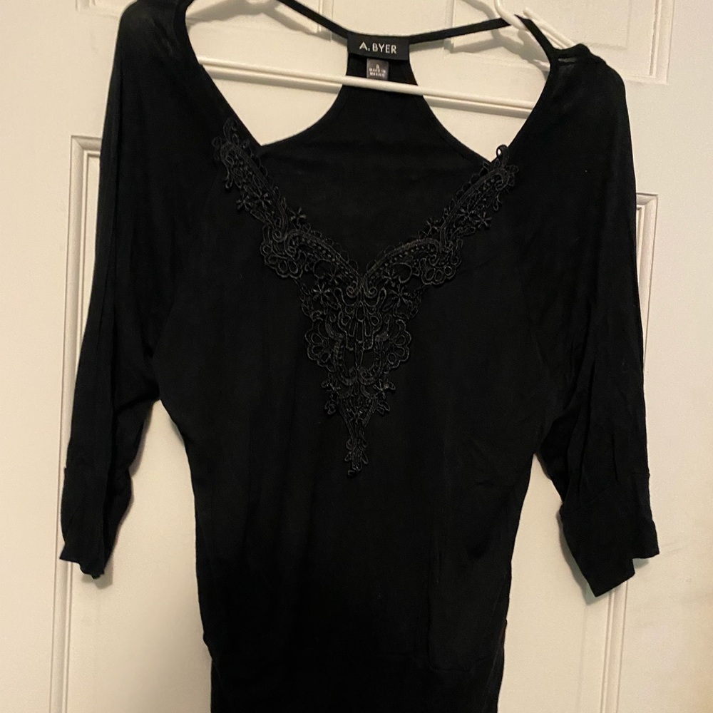 Off the shoulder black long sleep